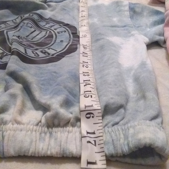 Aeropostale 2 Girls Cropped Hoodies - Picture 8 of 11